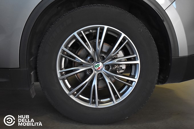 ALFA ROMEO Stelvio 2.2 Turbodiesel 160 CV AT8 RWD Business